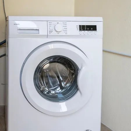 Appartement 2 Bedroom 3 Min Away From Airport